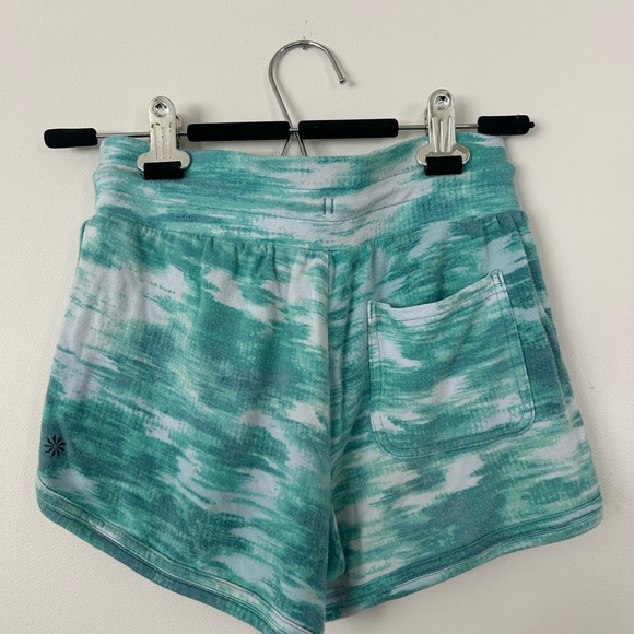 Athleta Girls Tie-dye Green White Shorts Size L (12) - Picture 5 of 7
